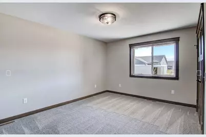 703 Sequoia Drive, Altoona, WI 54720 - Photo 15