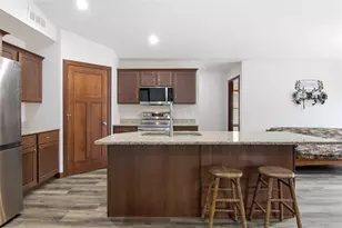 151 Fairview Ct, Menomonie, WI 54751 - Photo 5