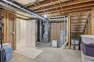 4974 Field Crest Ln, Eau Claire, WI 54701 - Photo 25