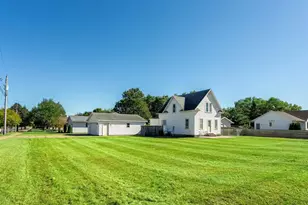 3241 Starr Ave, Eau Claire, WI 54703 - Photo 3