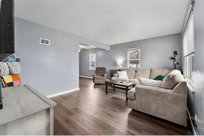 2006/2008 Keith Street #6 &amp; #8, Eau Claire, WI 54701 - Photo 5