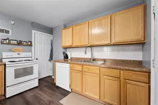 2006/2008 Keith Street #6 &amp #8, Eau Claire, WI 54701 - Photo 11