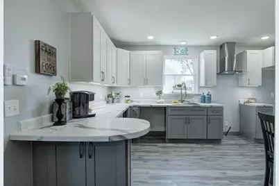 222 W Hawthorn Street, Strum, WI 54770 - Photo 11