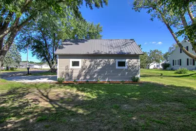 222 W Hawthorn Street, Strum, WI 54770 - Photo 31