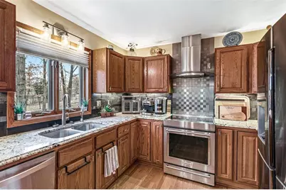 318 Paris Place, Eau Claire, WI 54703 - Photo 21