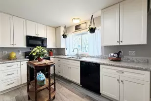 516 W Messenger St, Rice Lake, WI 54868 - Photo 9