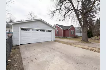 516 W Messenger Street, Rice Lake, WI 54868 - Photo 33