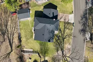 3503 W Country Club Ln, Altoona, WI 54720 - Photo 9