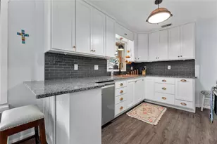 1720 South St, Eau Claire, WI 54701 - Photo 9