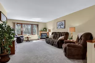 3065 Davis Dr, Eau Claire, WI 54701 - Photo 7