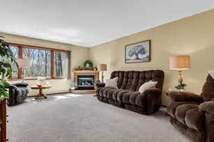 3065 Davis Dr, Eau Claire, WI 54701 - Photo 11
