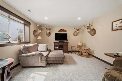 909 Thistle Lane, Eau Claire, WI 54703 - Photo 29