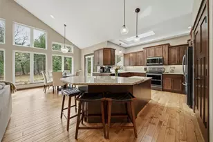 909 Thistle Ln, Eau Claire, WI 54703 - Photo 9