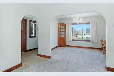 557 Bergen Avenue, Eau Claire, WI 54703 - Photo 9