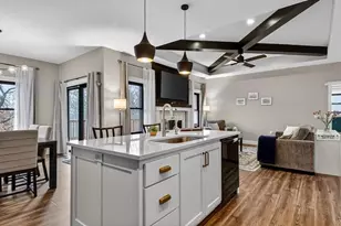 4642 S Oakwood Hills Pkwy, Eau Claire, WI 54701 - Photo 9