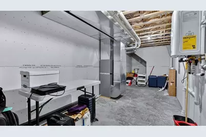 4642 S Oakwood Hills Parkway, Eau Claire, WI 54701 - Photo 31