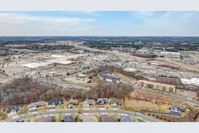 4642 S Oakwood Hills Parkway, Eau Claire, WI 54701 - Photo 37