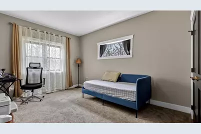 4642 S Oakwood Hills Parkway, Eau Claire, WI 54701 - Photo 23