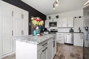 324 E 6th Ave, Stanley, WI 54768 - Photo 5