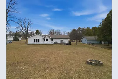 704 Phillips Avenue, Ladysmith, WI 54848 - Photo 5