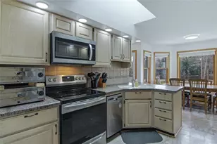 704 Phillips Ave, Ladysmith, WI 54848 - Photo 7