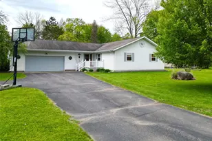 704 Phillips Ave, Ladysmith, WI 54848 - Photo 3