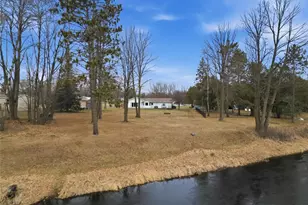 704 Phillips Ave, Ladysmith, WI 54848 - Photo 3