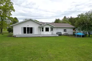 704 Phillips Ave, Ladysmith, WI 54848 - Photo 5
