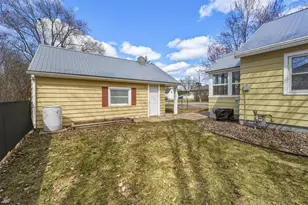 1104 Garfield Ave, Altoona, WI 54720 - Photo 37