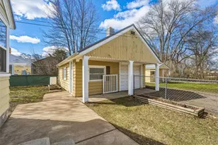 1104 Garfield Ave, Altoona, WI 54720 - Photo 33