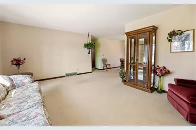 206 W Hickory St, Abbotsford, WI 54405 - Photo 9