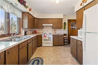 206 W Hickory St, Abbotsford, WI 54405 - Photo 5