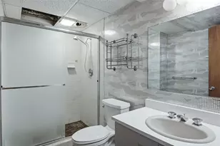 4322 Woodridge Dr, Eau Claire, WI 54701 - Photo 33