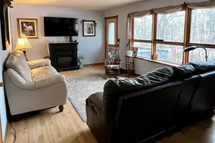 S9220 Hillview Rd, Fall Creek, WI 54742 - Photo 5