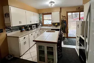 S9220 Hillview Rd, Fall Creek, WI 54742 - Photo 3