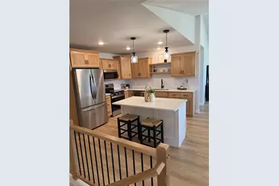 447 E Hartford Street, Cadott, WI 54727 - Photo 9