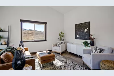 3327 Sunflower Lane, Eau Claire, WI 54703 - Photo 11