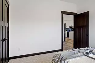 3327 Sunflower Ln, Eau Claire, WI 54703 - Photo 25