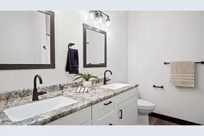 3329 Sunflower Lane, Eau Claire, WI 54703 - Photo 15