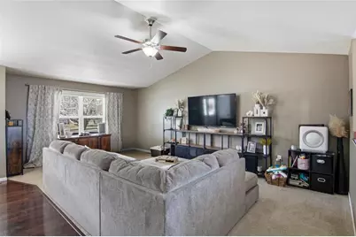 4115 John Hart Place, Eau Claire, WI 54703 - Photo 11