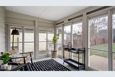 1621 Highland Avenue, Eau Claire, WI 54701 - Photo 17