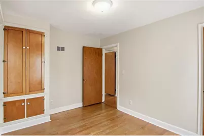 1915 Ohm Avenue, Eau Claire, WI 54701 - Photo 9