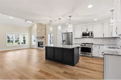 3746 Crest Ridge Court, Eau Claire, WI 54701 - Photo 11