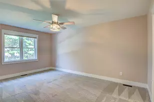3746 Crest Ridge Ct, Eau Claire, WI 54701 - Photo 29