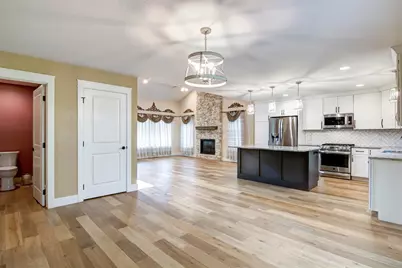 3746 Crest Ridge Court, Eau Claire, WI 54701 - Photo 13