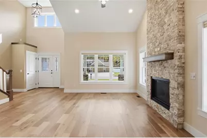 3746 Crest Ridge Court, Eau Claire, WI 54701 - Photo 5