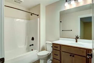 3746 Crest Ridge Ct, Eau Claire, WI 54701 - Photo 41