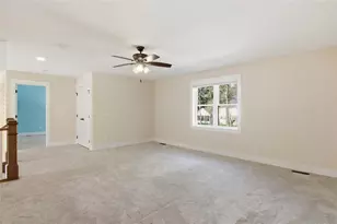 3746 Crest Ridge Ct, Eau Claire, WI 54701 - Photo 25