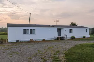 2742 Pray Ave, Neillsville, WI 54456 - Photo 9
