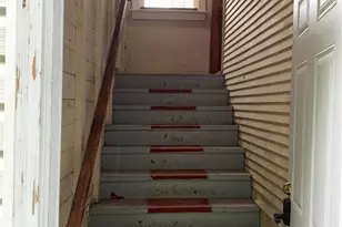 318 Vine St, Spooner, WI 54801 - Photo 9